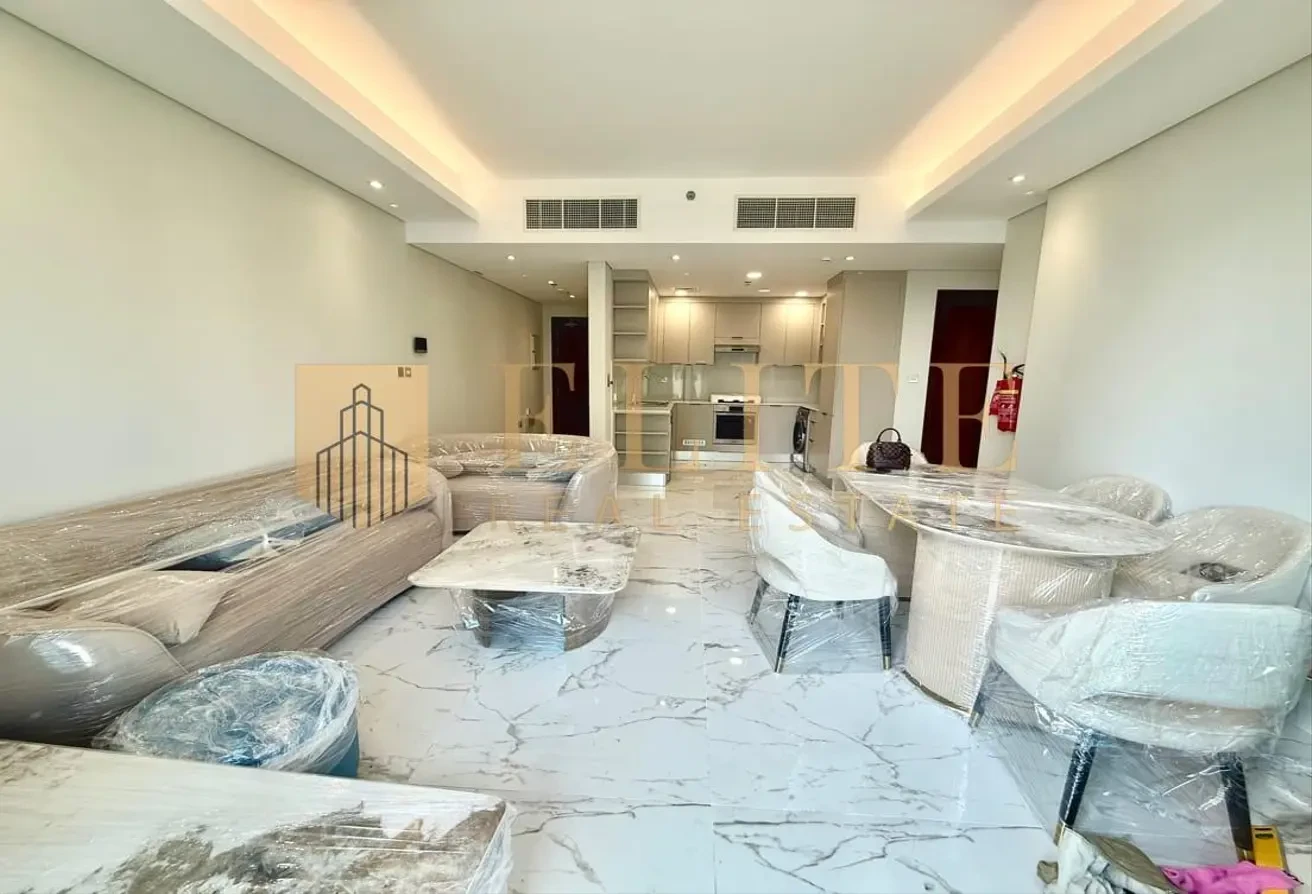 2BHK / Fully Furnished / Brand New With Balcony - Apartment in Marina District