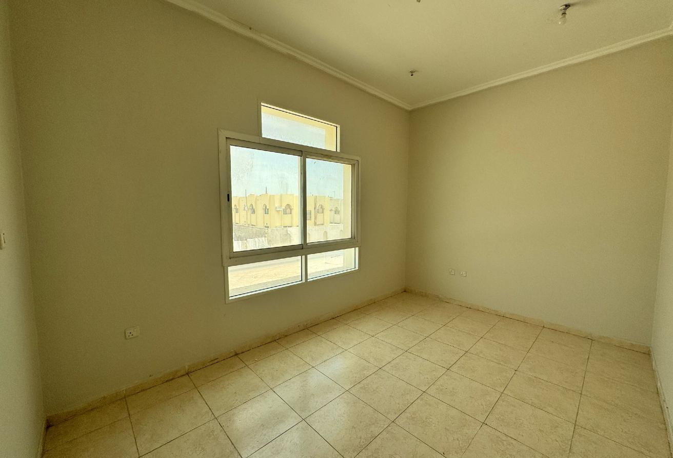 Compound Villa| 05 Bedrooms| Aziziya - Compound Villa in Al Azizia Street