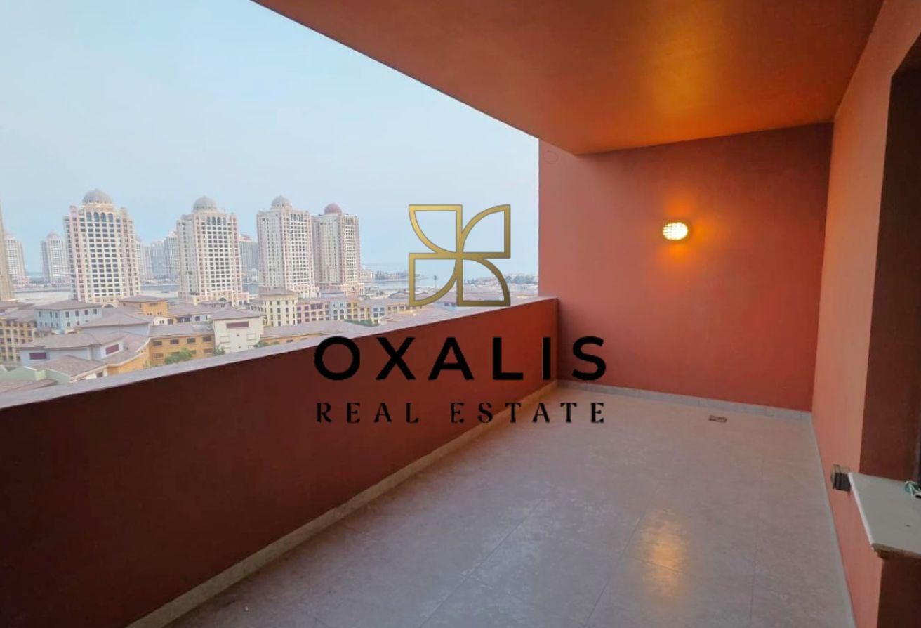 BIG BALCONY | SEMI FURNISHED 2 BHK | STUNNING VIEW - Apartment in West Porto Drive