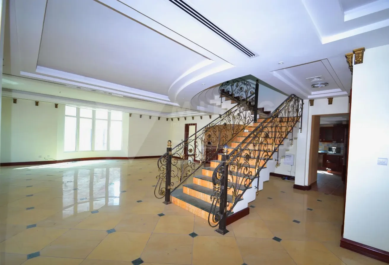 Luxury 4 Bedroom Compound Villa in West Bay - Compound Villa in West Bay Lagoon