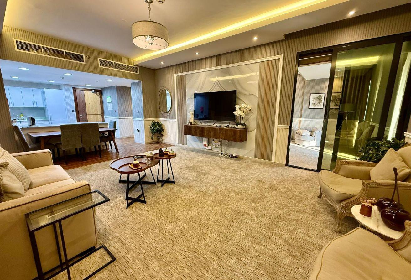 Upgrated one bedroom / new furniture / nice view