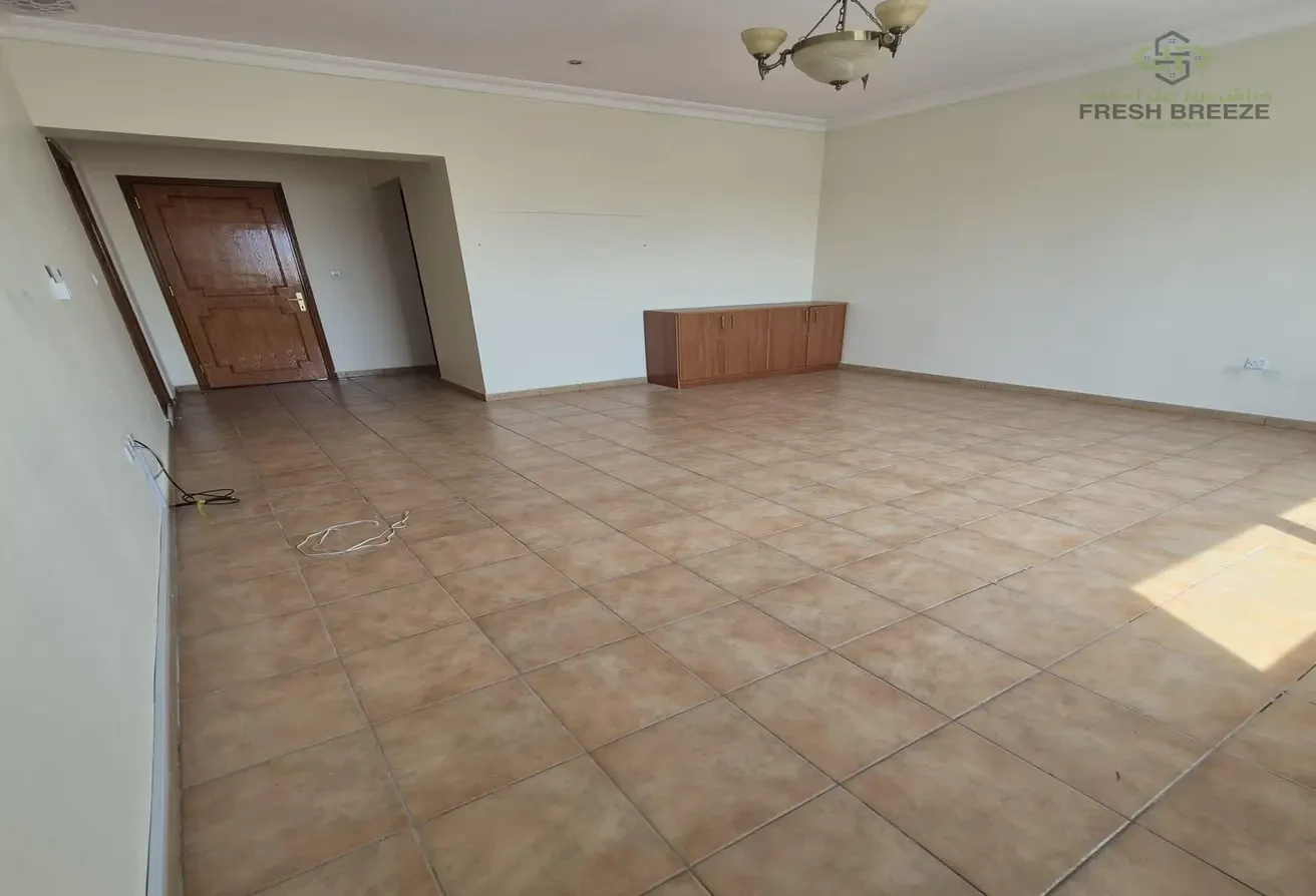 Semi-Furnished 3BDR Compound Villa In Al-Nasir. - Villa in Al Nasr Street