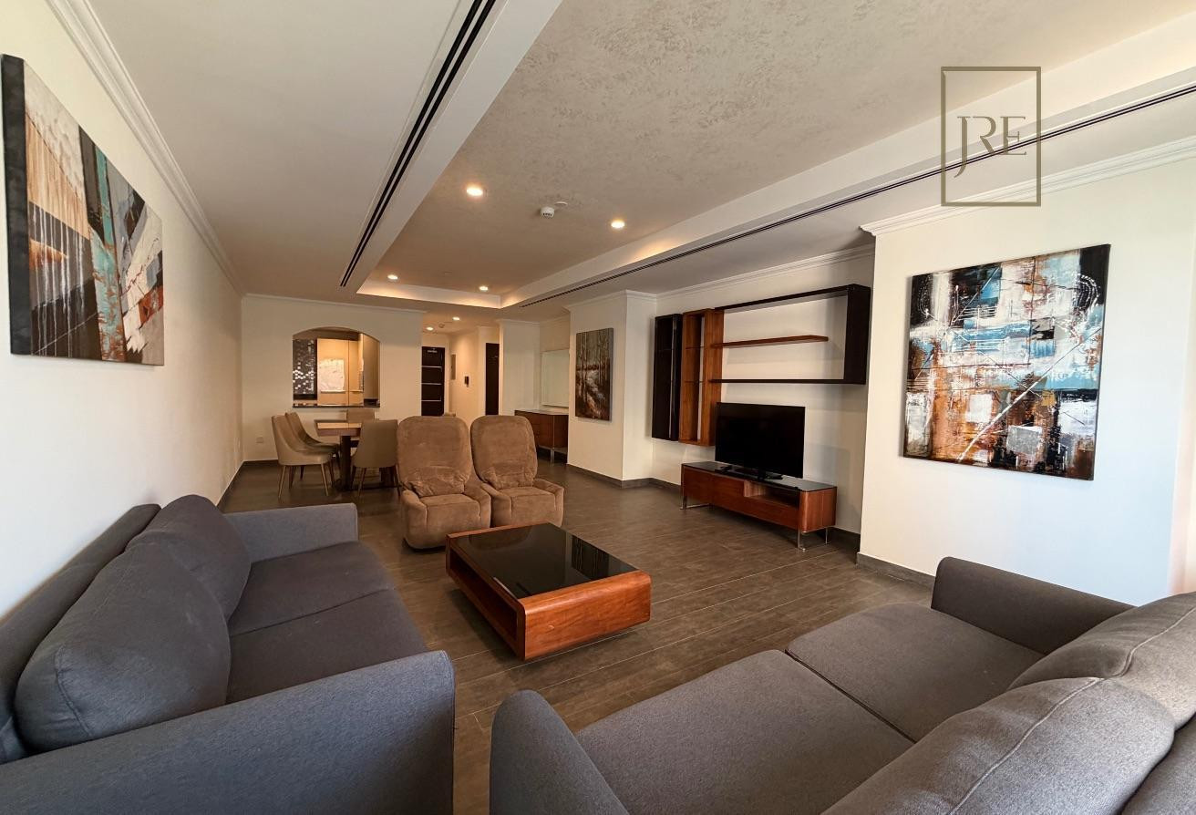 Porto Arabia 2 Bed! Spacious Balcony