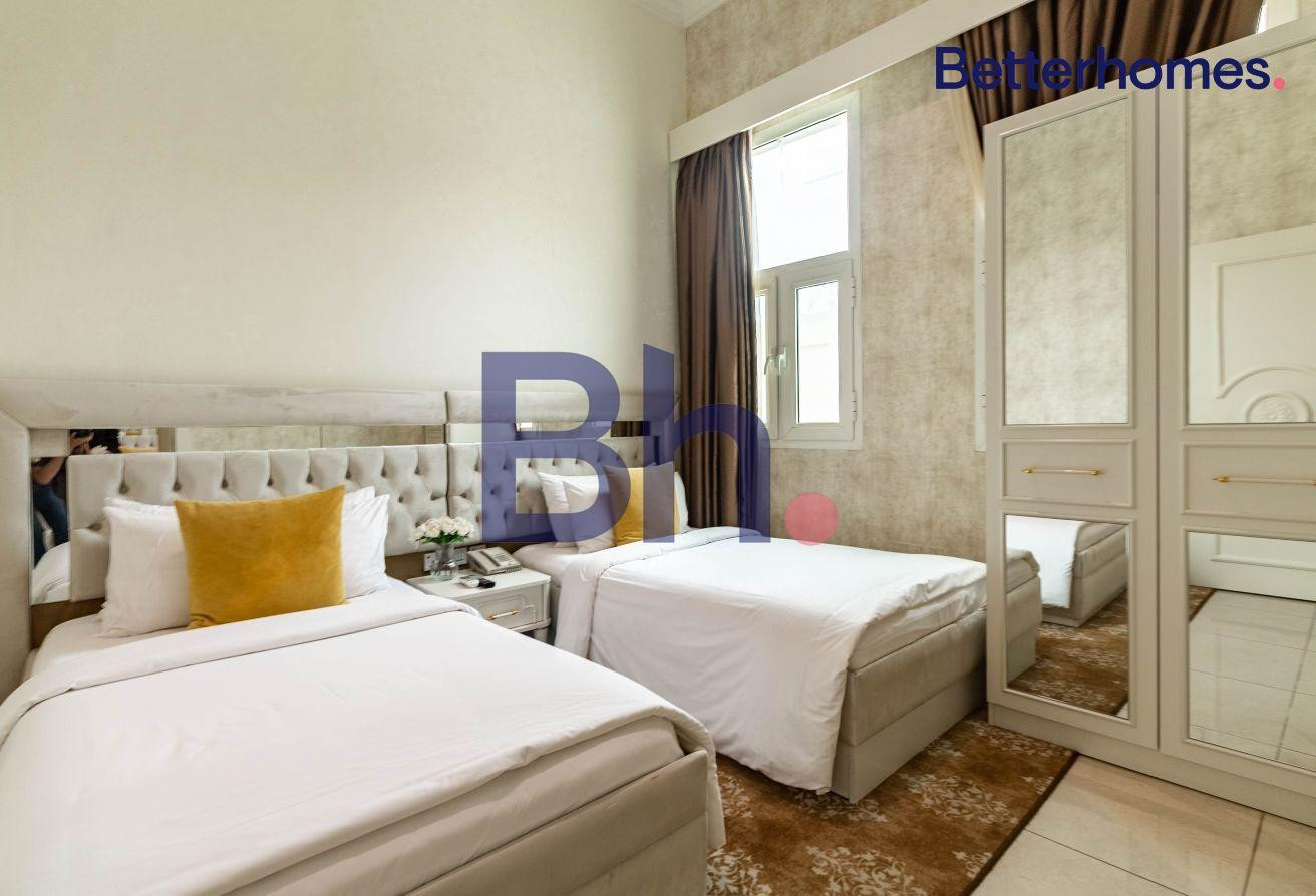 SPACIOUS 3-BEDROOM TOWNHOUSE WITH MODERN AMENITIES - Townhouse in Doha