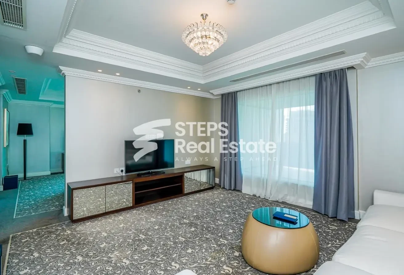 Luxury 4BHK Penthouse with Maids and Office - Apartment in West Porto Drive