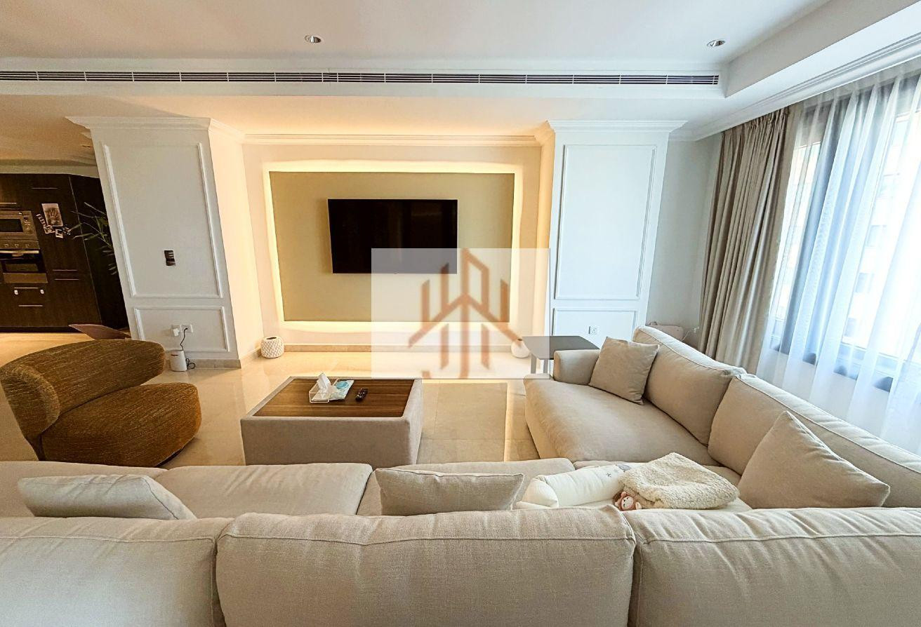 Title Deed | 4BR | Maid’s Room | Marina View