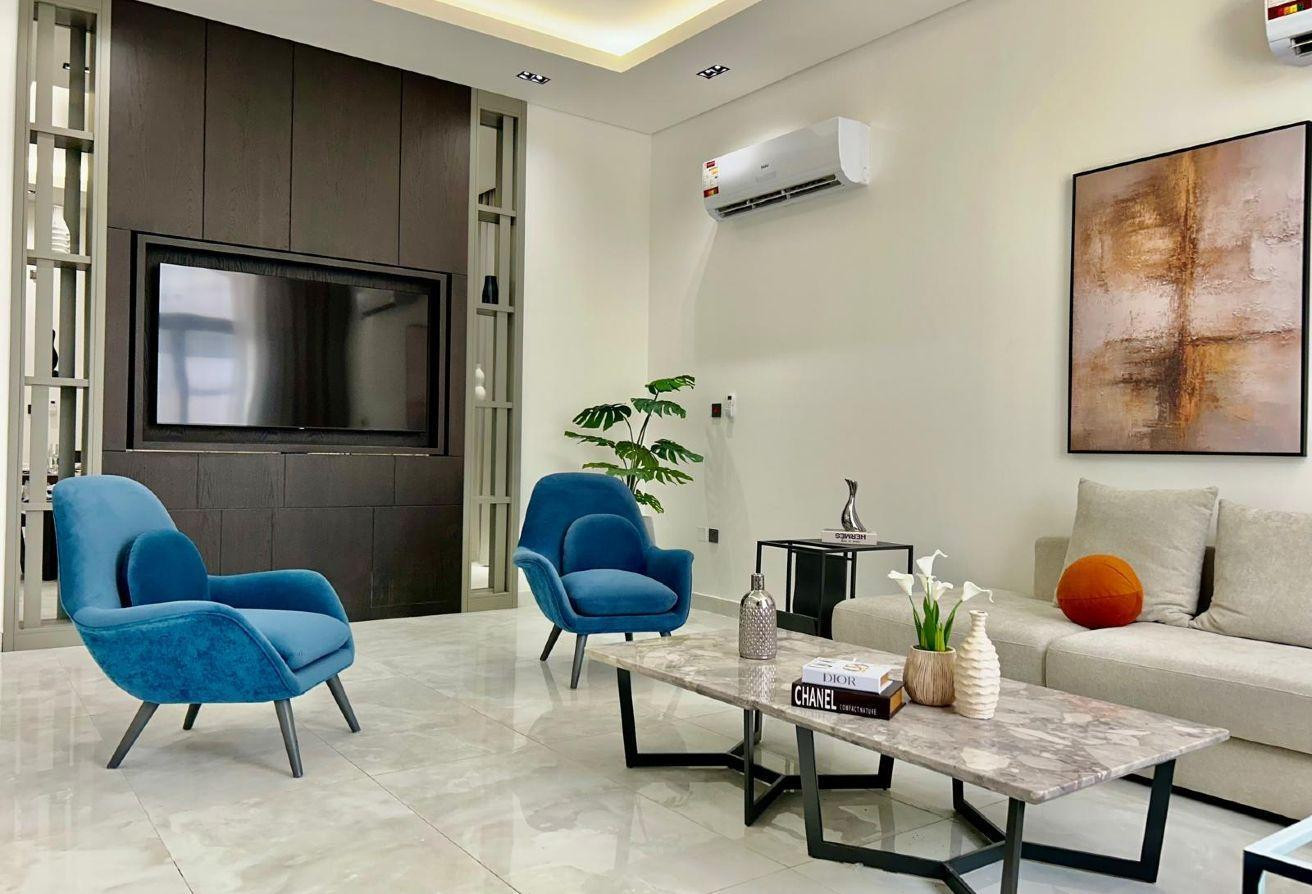 BRAND NEW / LUXURY VILLA 6 BEDROOMS