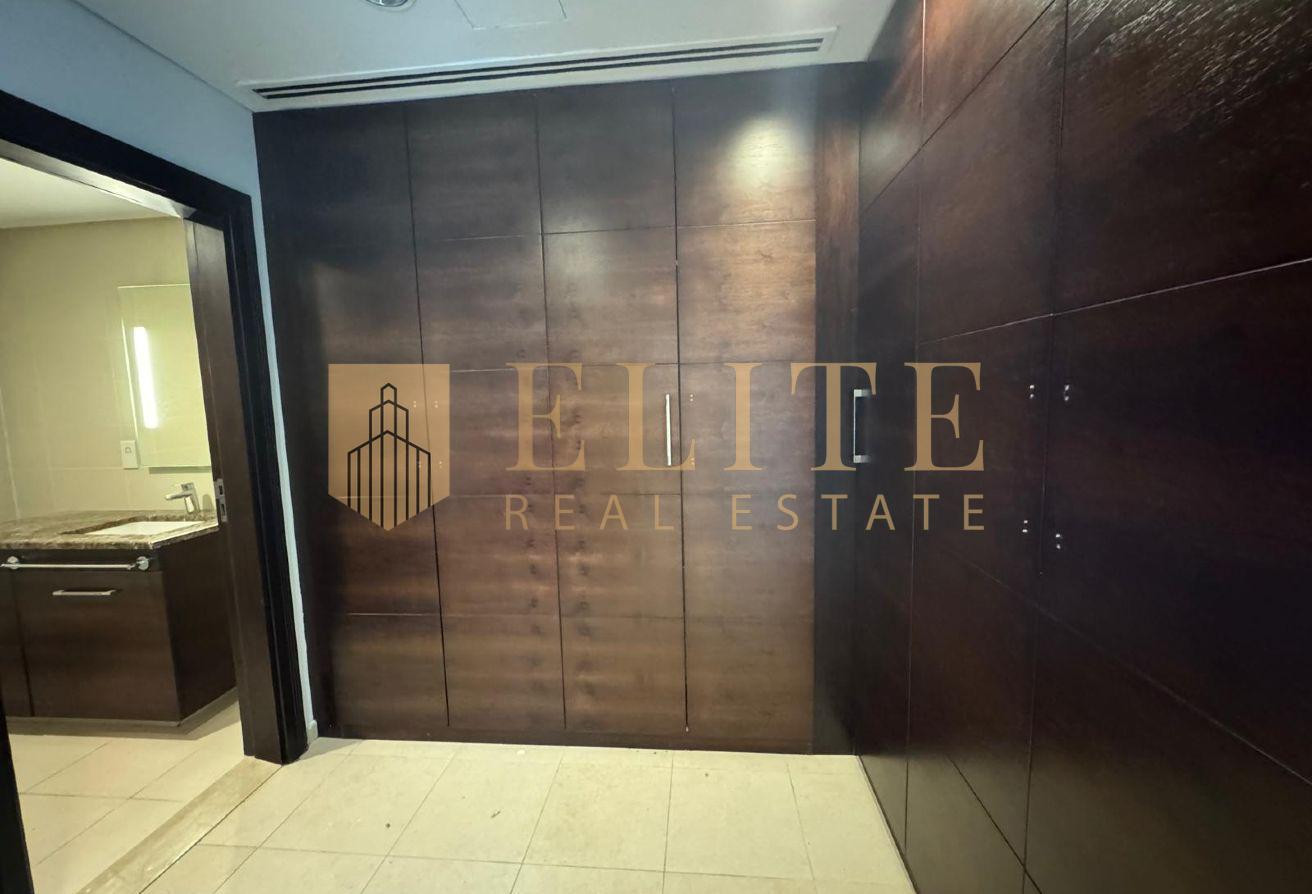 High Floor Apartment with Sea Views and Balcony - Apartment in Viva West