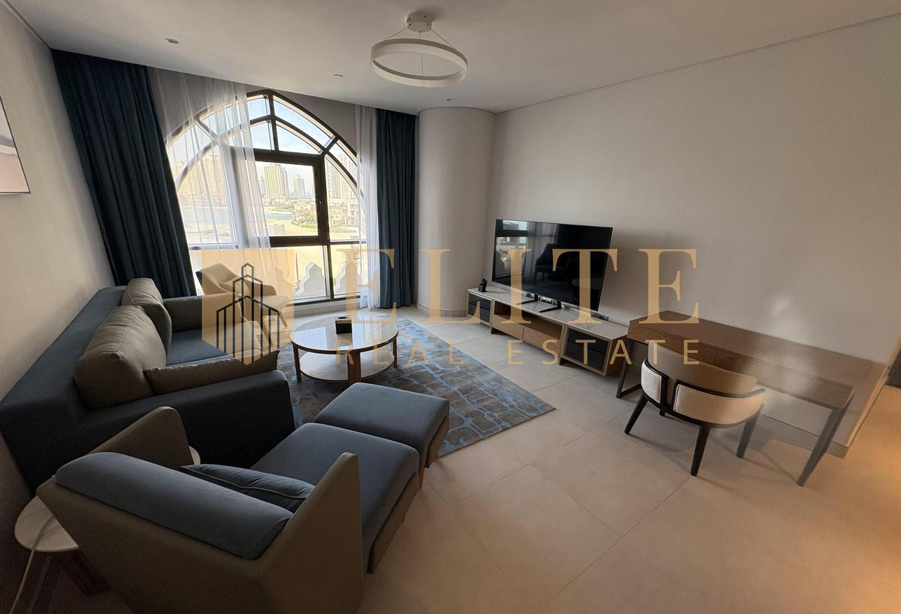 Stylish Studio Fully furnished La plage the pearl - Studio Apartment in La Plage South