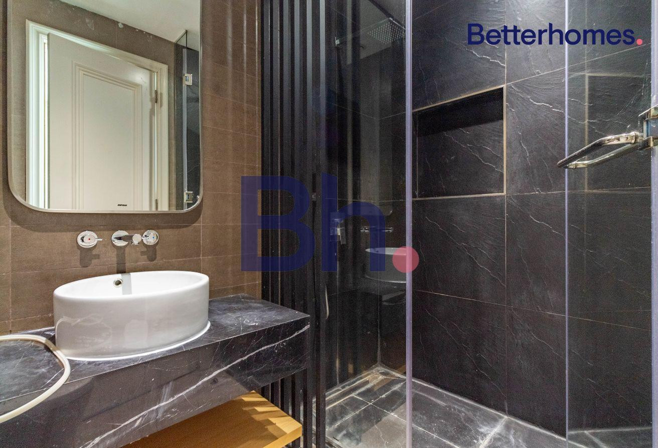 FULLY FURNISHED 2-BEDROOM WITH MAID ROOM