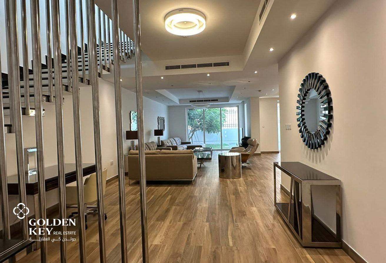 Bills Included | Luxury 4BR+Maid Villa with Pool - Apartment in Lusail Residence