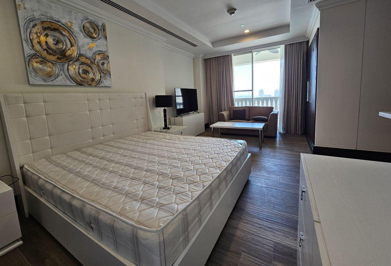 Luxury Studio Apartment in Viva Bahriya for Rent - Apartment in Viva West