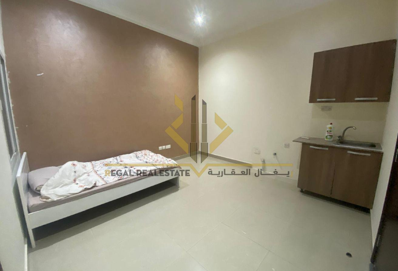 Studio For rent in Al dafnnah INC Bills for 1800 - Apartment in Al Dafna