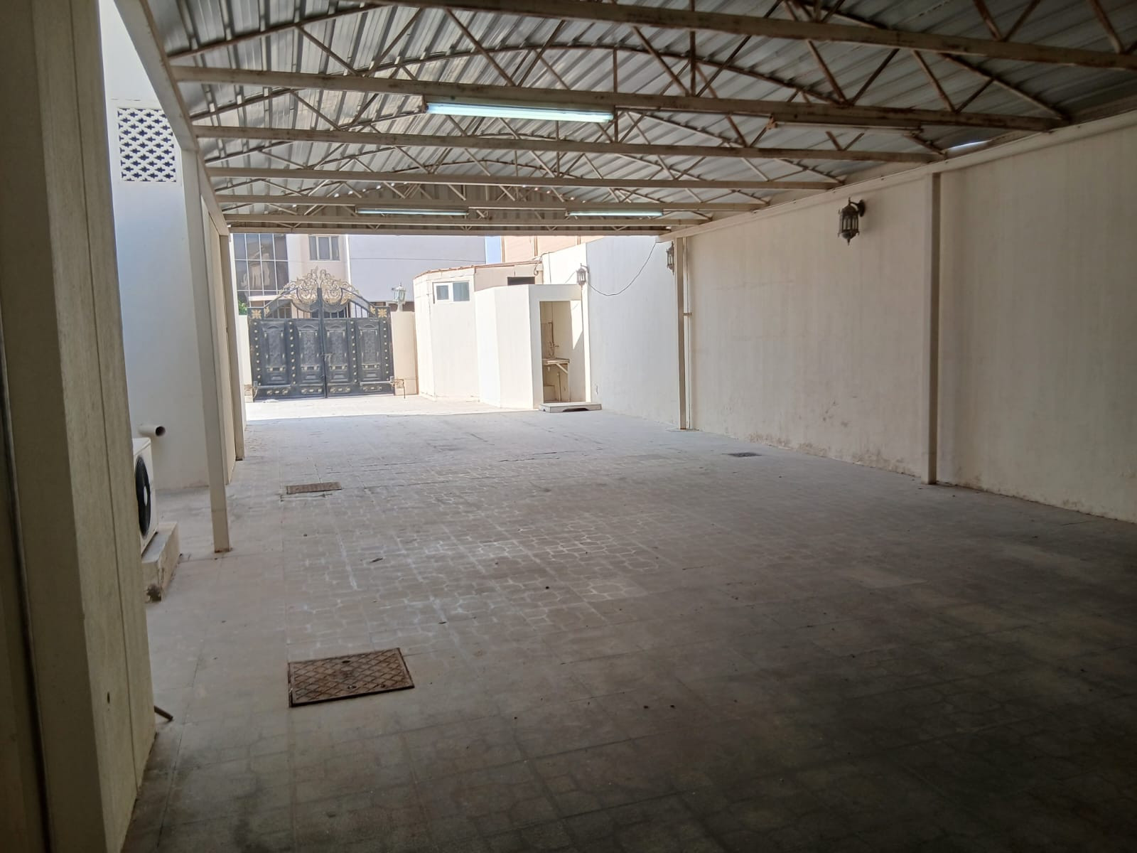 Elegant Stand Alone 5bhk Villa with maid and Driver  room for Rent - Villa in Al Dafna