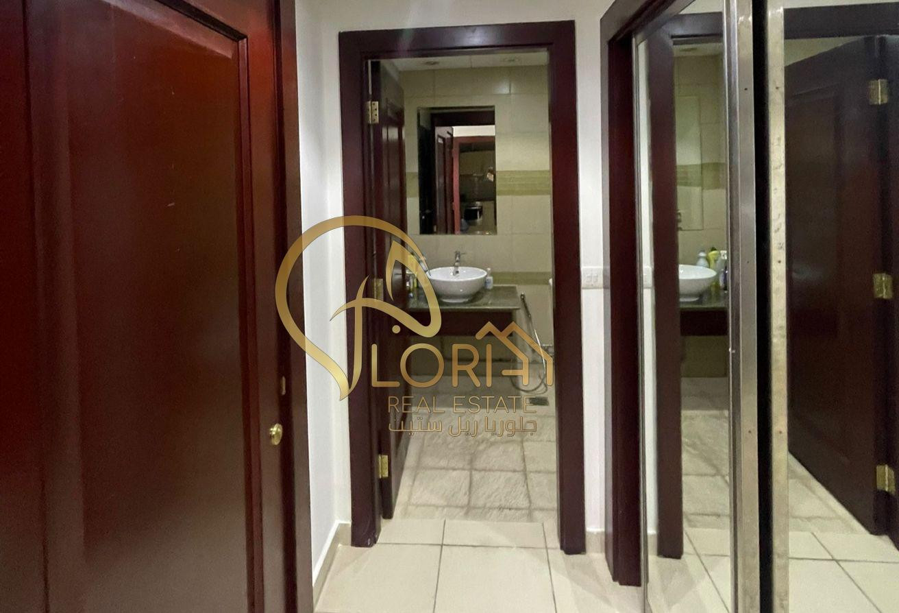 For Sale |1BR Plus Small Room | Sea View | Catchy