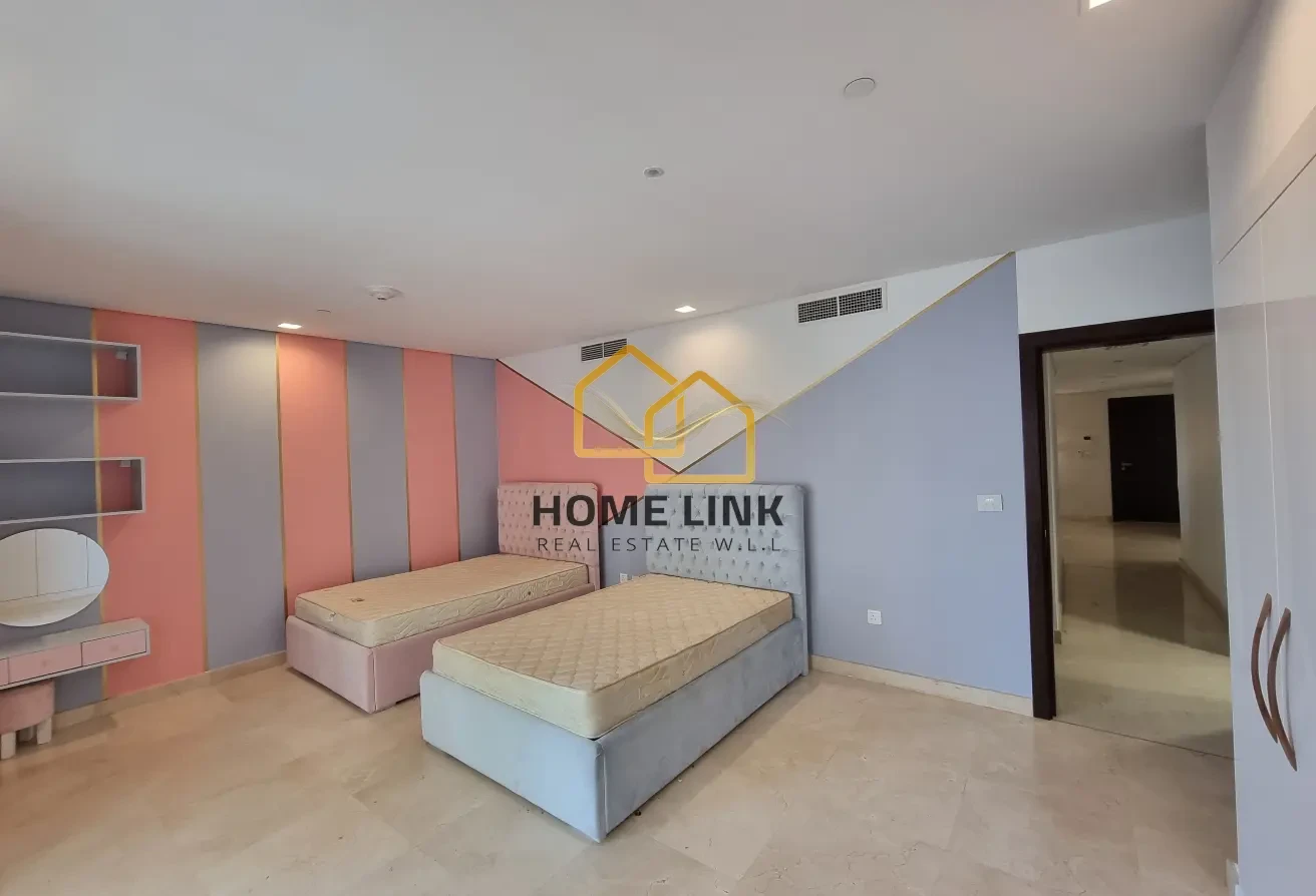 LUXURY|FULLY FURNISHED 3BHK APARTMENT| MAID ROOM - Townhouse in Viva Bahriya