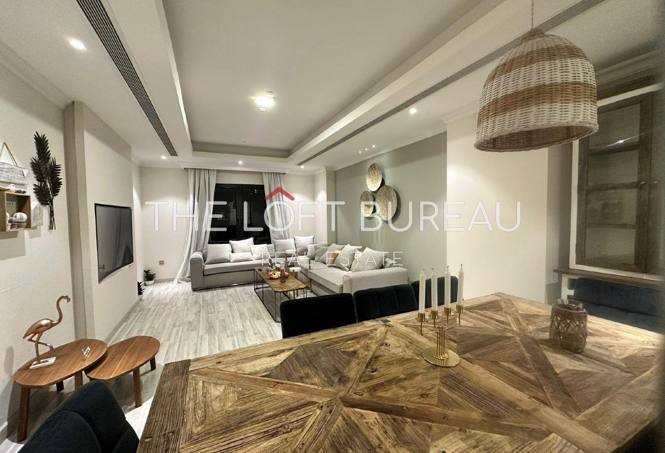 SPACIOUS 2BHK WITH LUXURIOUS FURNITURE