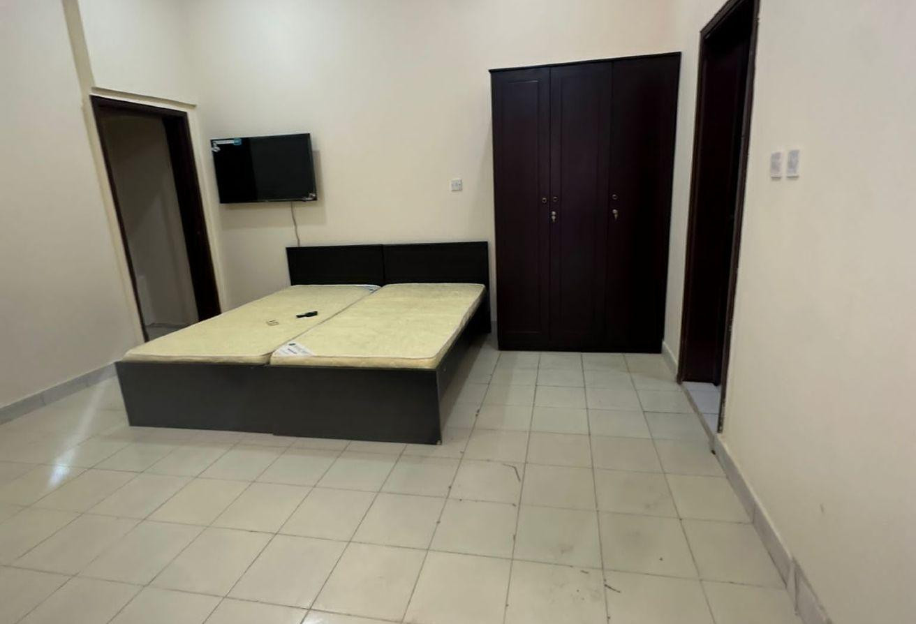 Al Kharaitiyat , ground floor, right of the villa - Studio Apartment in Al Kharaitiyat