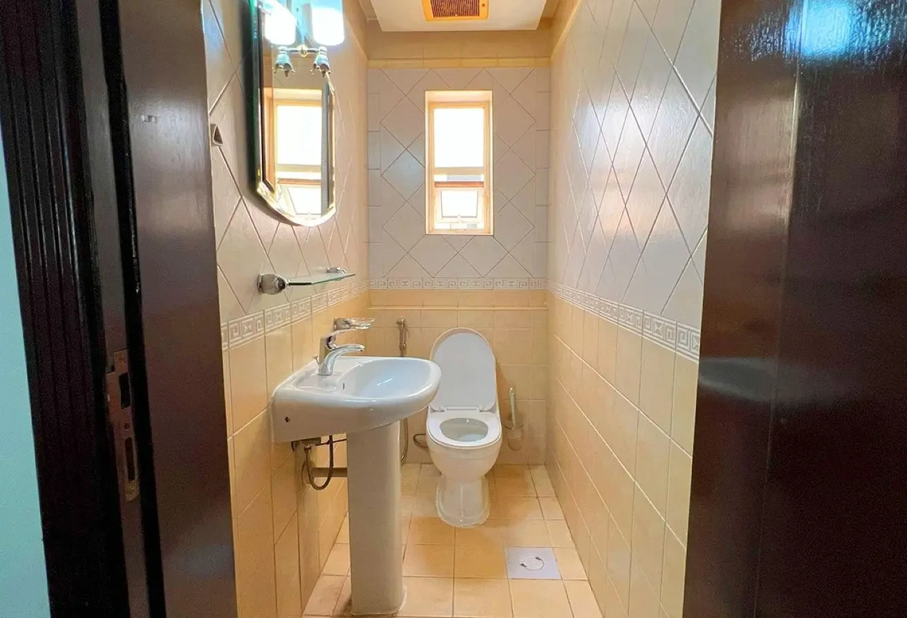2 bedroom apartment at al Mansoura Fully furnished - Apartment in Al Mansoura