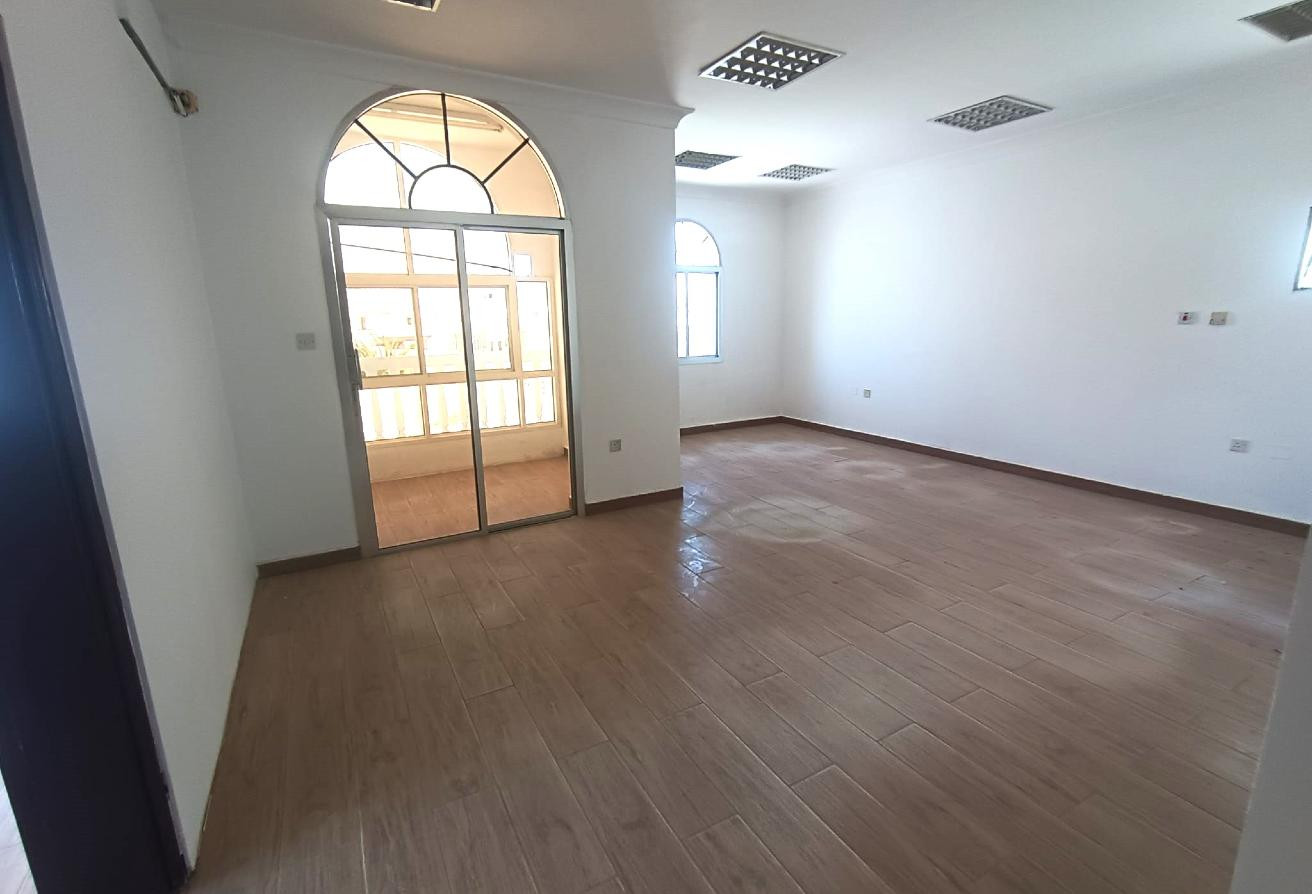 SPACIOUS 6BR SEMI COMMERCIAL VILLA - Villa in Al Maamoura