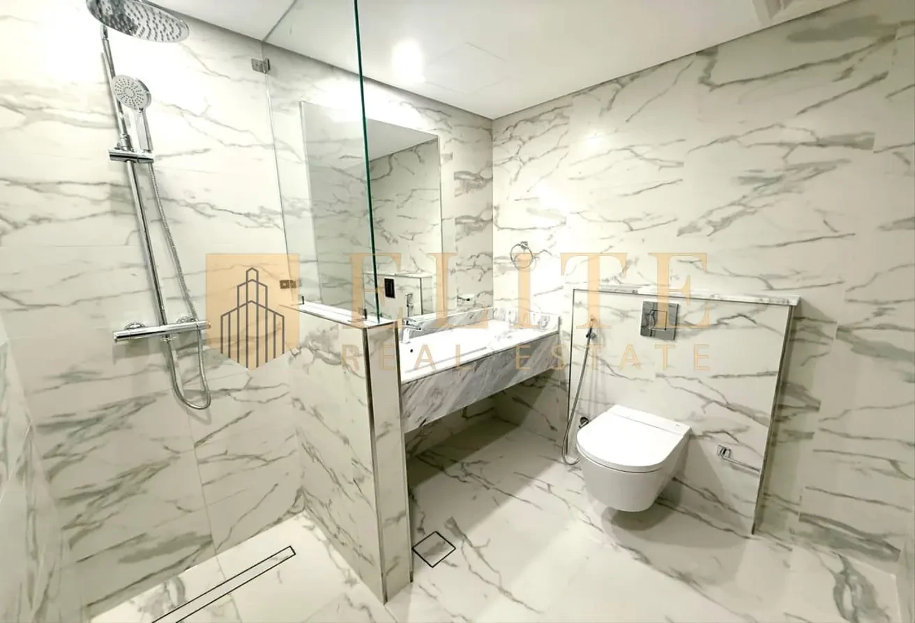 2BHK / Fully Furnished / Brand New With Balcony - Apartment in Marina District