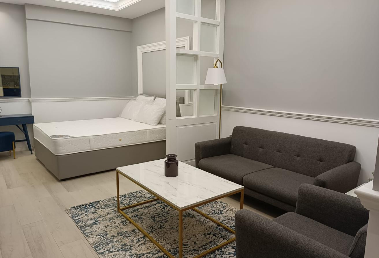 LUXURY STUDIO APARTMENT| NEAR RADISSON HOTEL - Apartment in Al Nasr Street