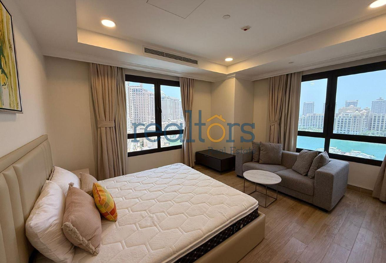 AMZ Price | Direct Marina 2-Bedroom Apartment