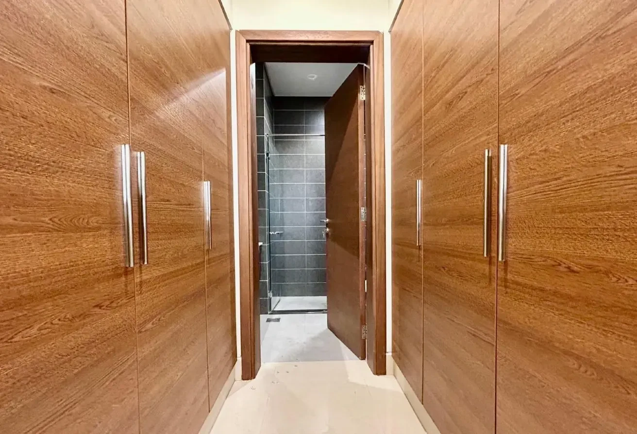 VERY SPACIOUS APT / 3-MASTERS / PRIME LOC - Apartment in Fox Hills