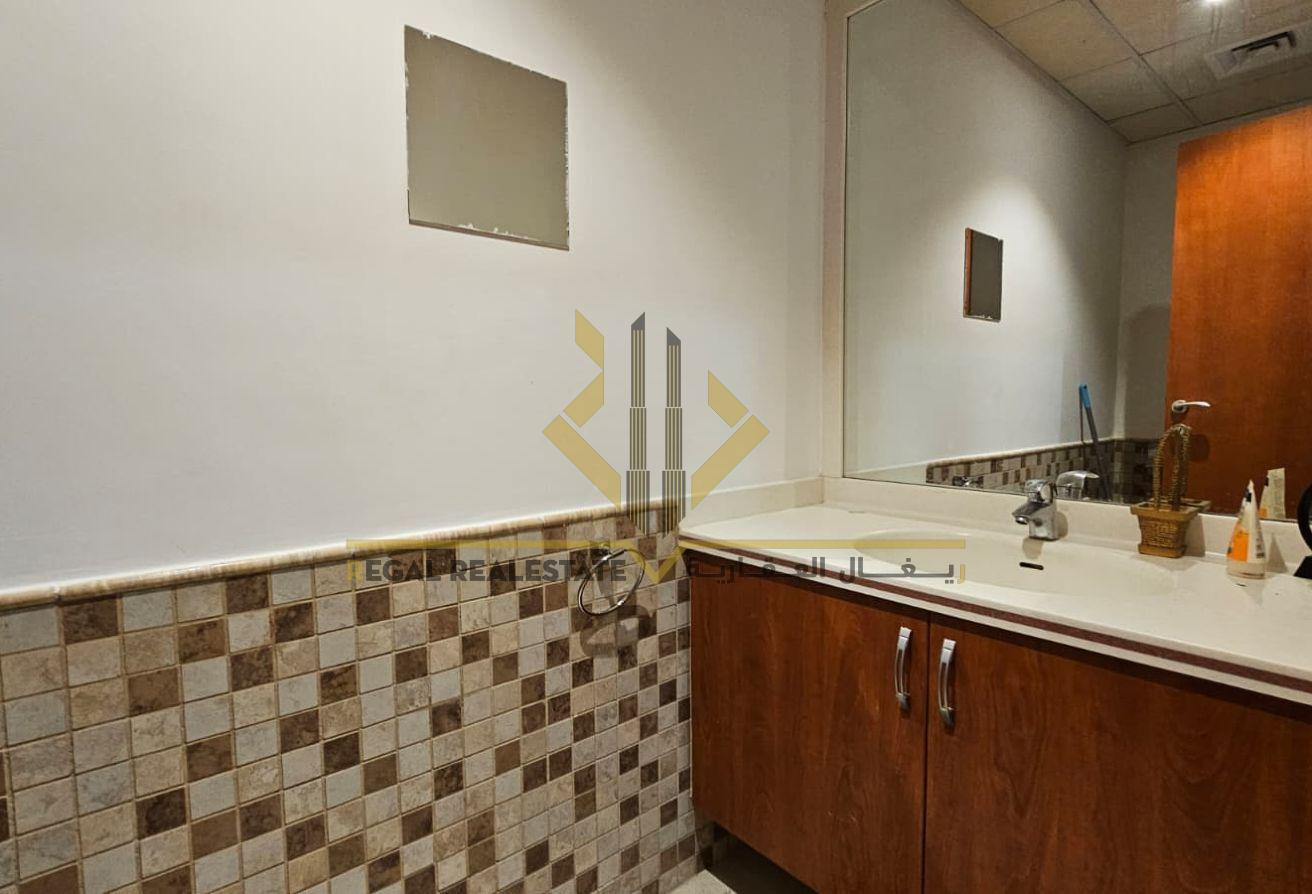 Luxurious 1-Bedroom Apartment in Porto Arabia with