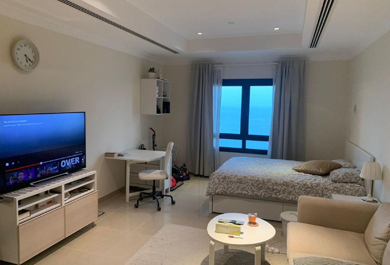 AMAZING STUDIO-S/F- SEA VIEW - Studio Apartment in West Porto Drive