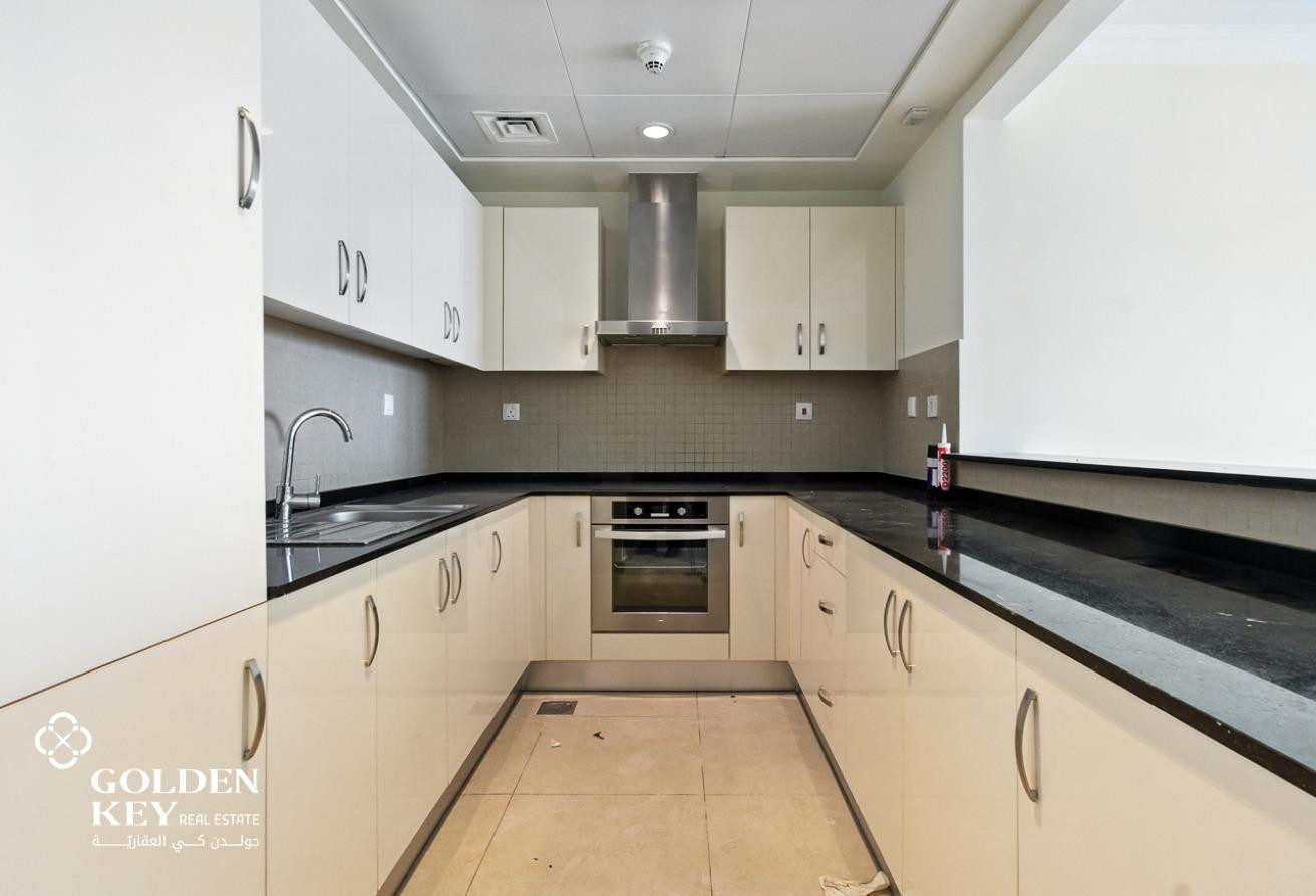 Sea View | Spacious Layout | Semi Furnished Studio - Studio Apartment in West Porto Drive