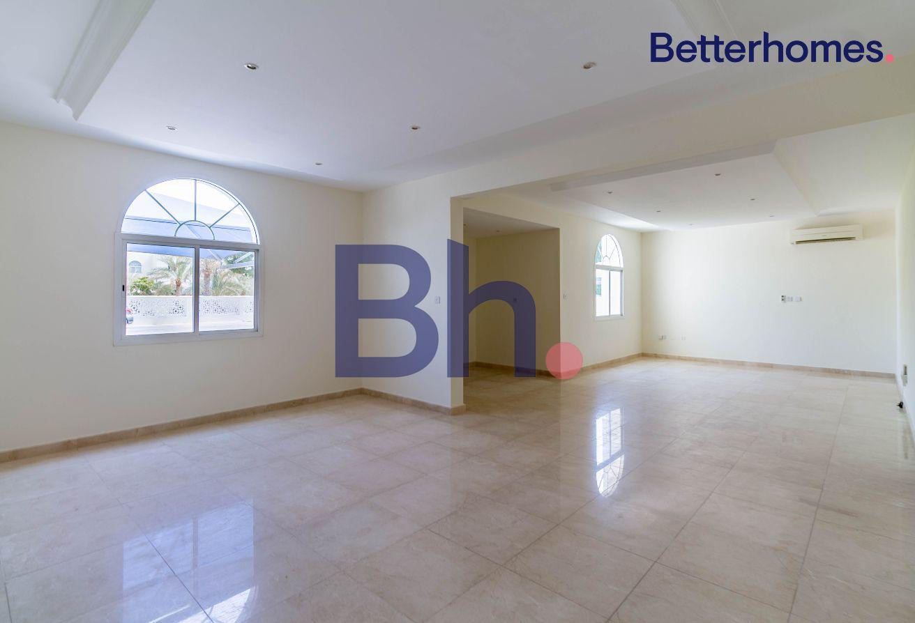 MODERN VILLA | 4 BRS WITH MAID ROOM | AIN KHALID - Villa in Ain Khaled