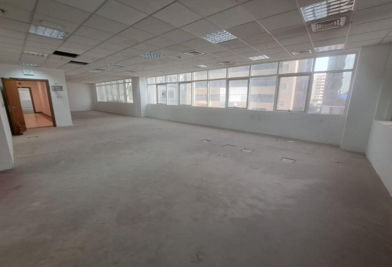 Amazing Office in Old Salata near Doha Corniche! - Studio Apartment in Saraya Corniche Hotel