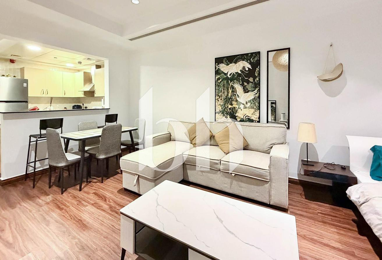 BILLS INCLUDED! DIRECT MARINA VIEW! STUDIO