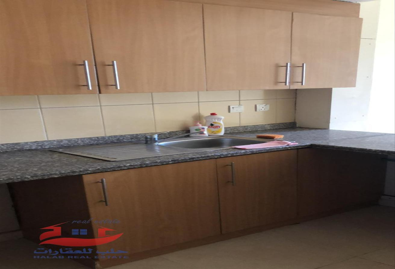 Room, hall, two bathrooms kitchen inclusive 80 - Studio Apartment in Fox Hills