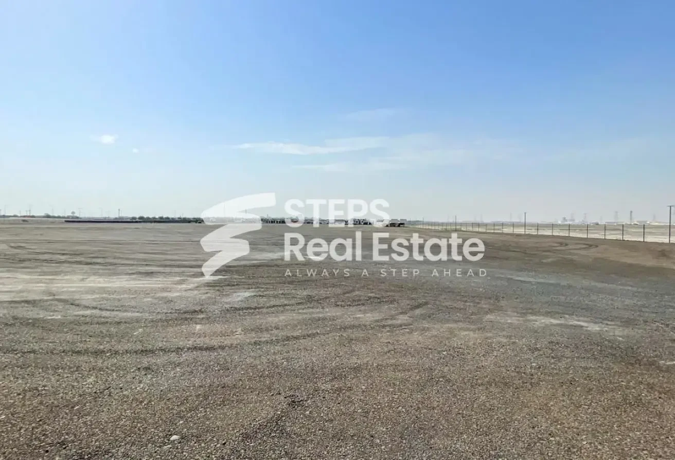 Storage Land for rent in Birkat Al Awamer - Labor Camp in East Industrial Street