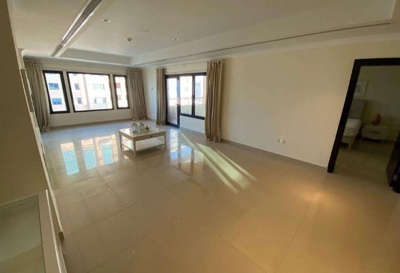 FOR SALE!AMAZING 1 BEDROOM+OFFICE-WITH TITLE DEEDS