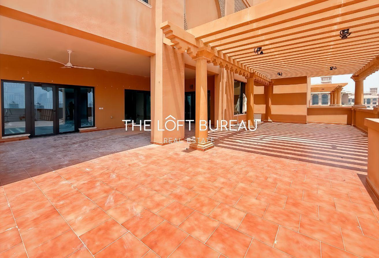 Exclusive Penthouse | 5 Bedrooms + Maid’s Room - Apartment in East Porto Drive