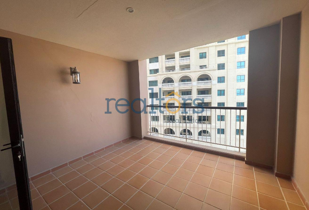 Luxury Furnished 1BHK in The Pearl | 8.5K Incl.