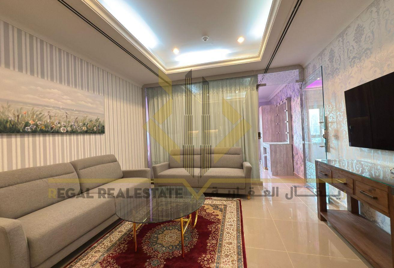 Studio Apartment in Porto Arabia with For Sale - Studio Apartment in West Porto Drive