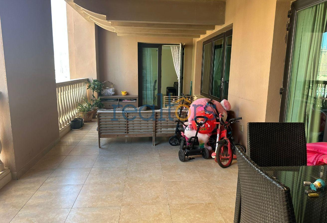 Amz Price 2-Bed with Partial Marina and Pool View - Apartment in East Porto Drive