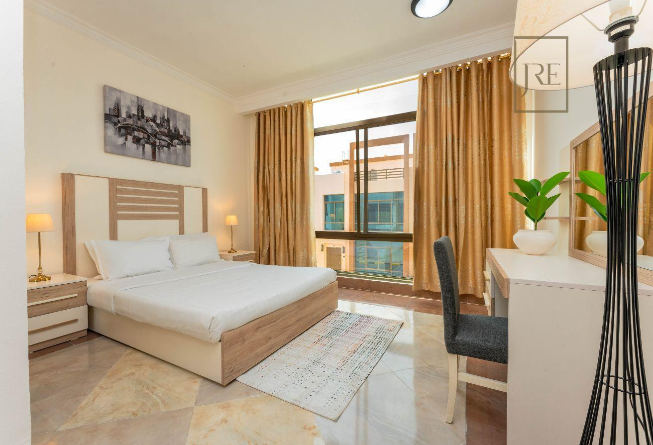 FURNISHED VILLA WITH TITLE DEED QR 1.6M SALE WAKRA - Apartment in Al Wakair