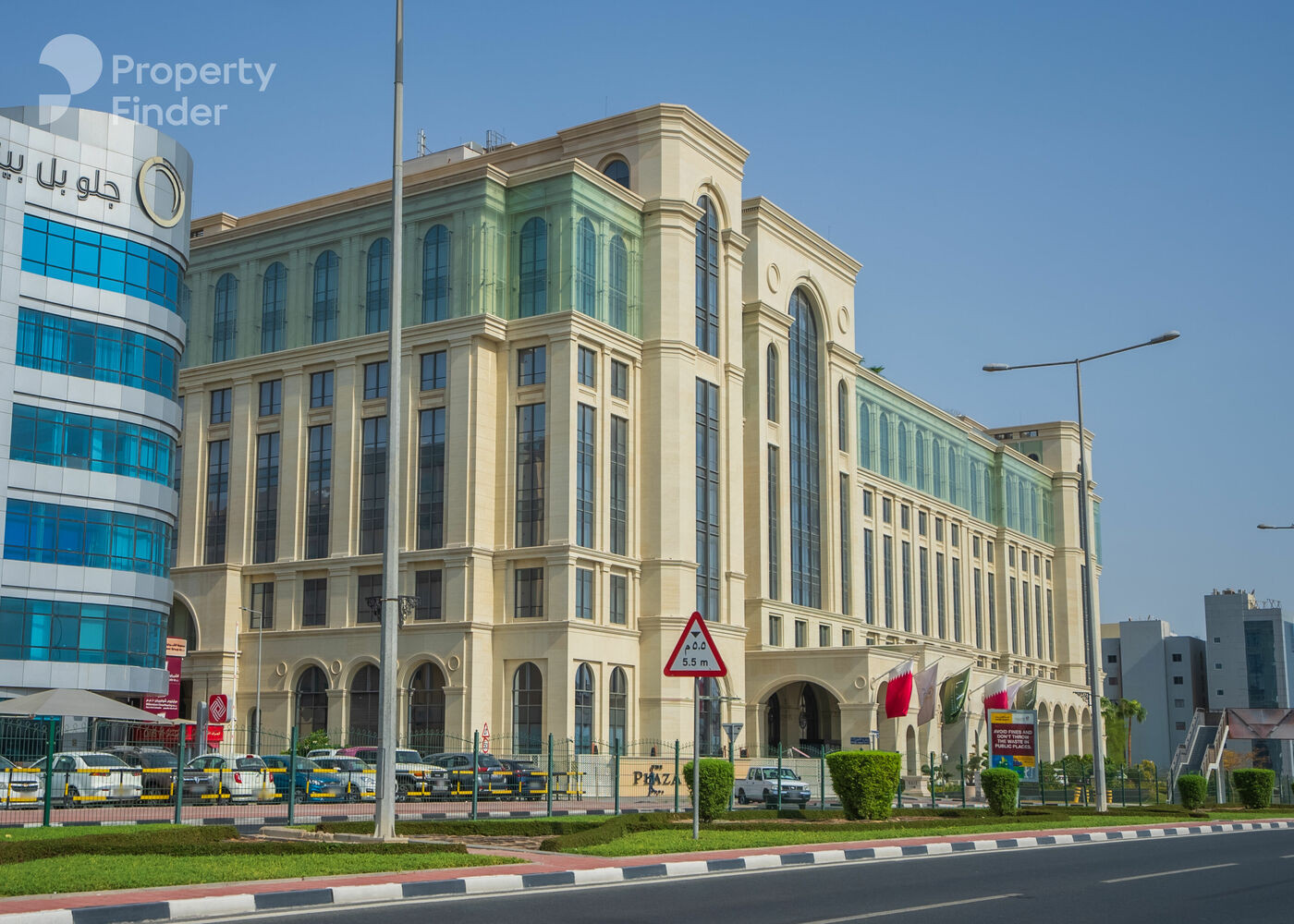 1 BHK UN FURNISHED IDEAL FOR FAMILIES NEAR METRO - Apartment in Umm Ghuwailina