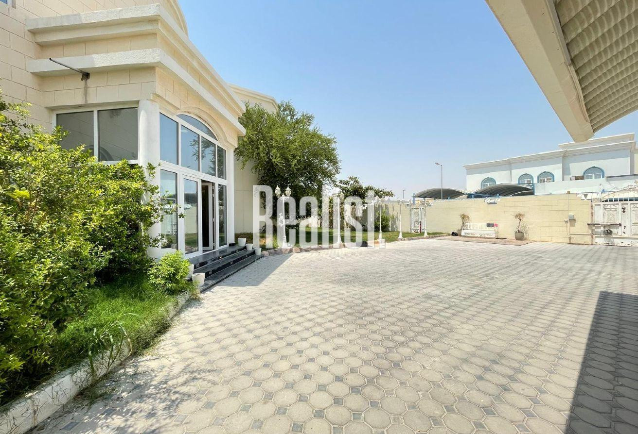 STANDALONE 7+MAID+DRIVER VILLA | PRIVATE GARDEN - Villa in Rawdat Al Hamama
