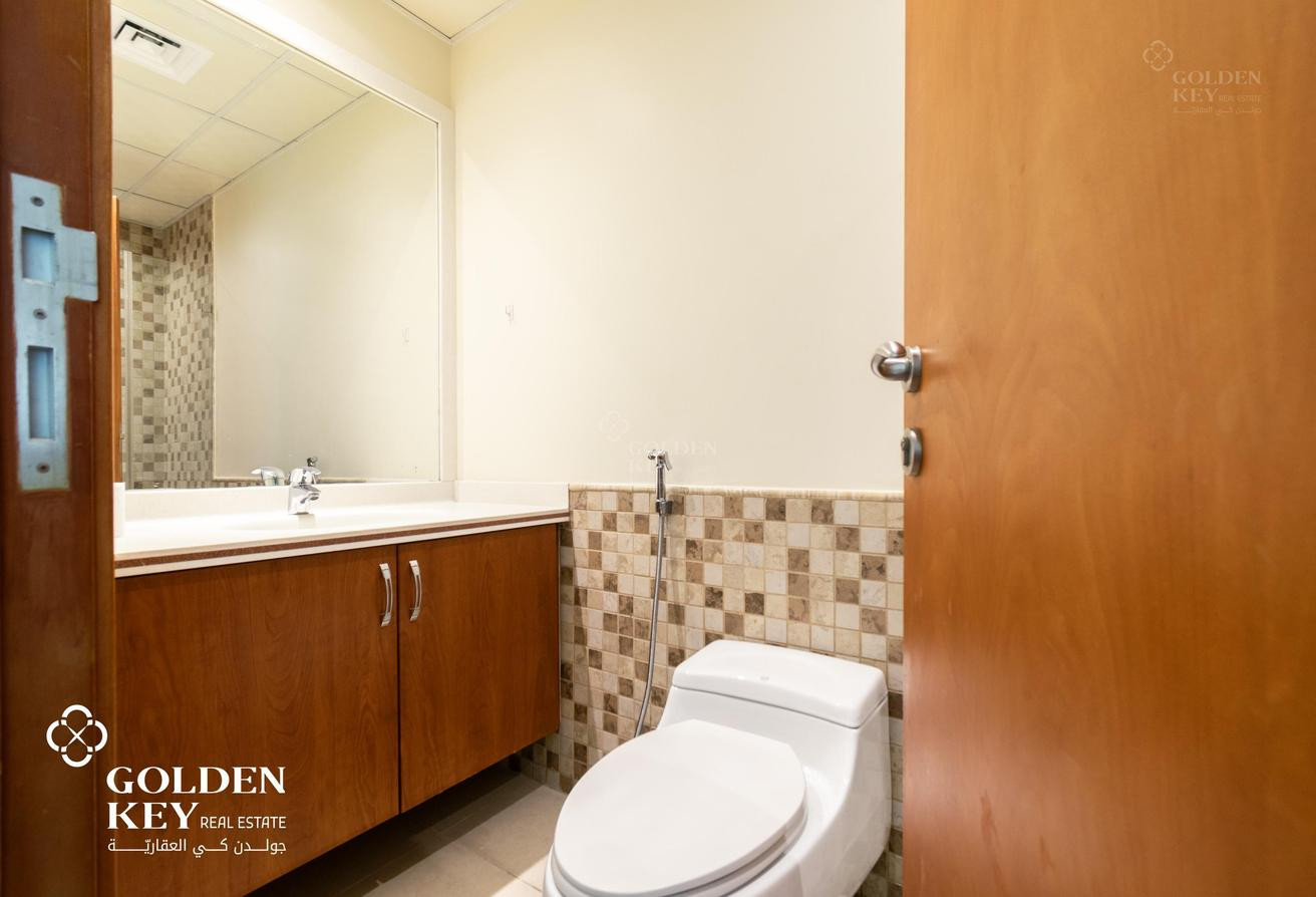 +1 Month FREE ✅ Luxury 1BR + Office ✅ Large Layout - Apartment in East Porto Drive