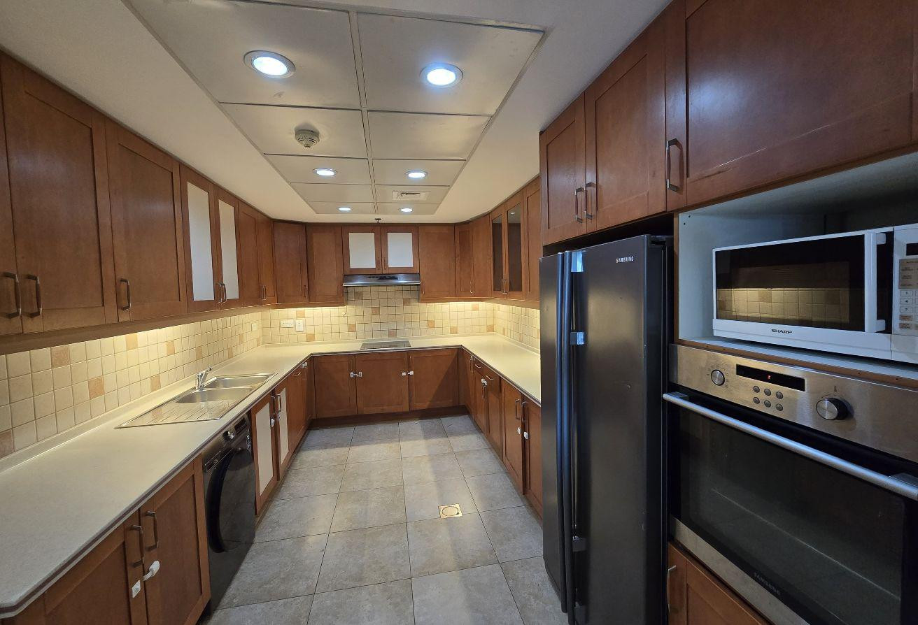 Investment Ready Spacious 2BHK in The Pearl | 2.2M