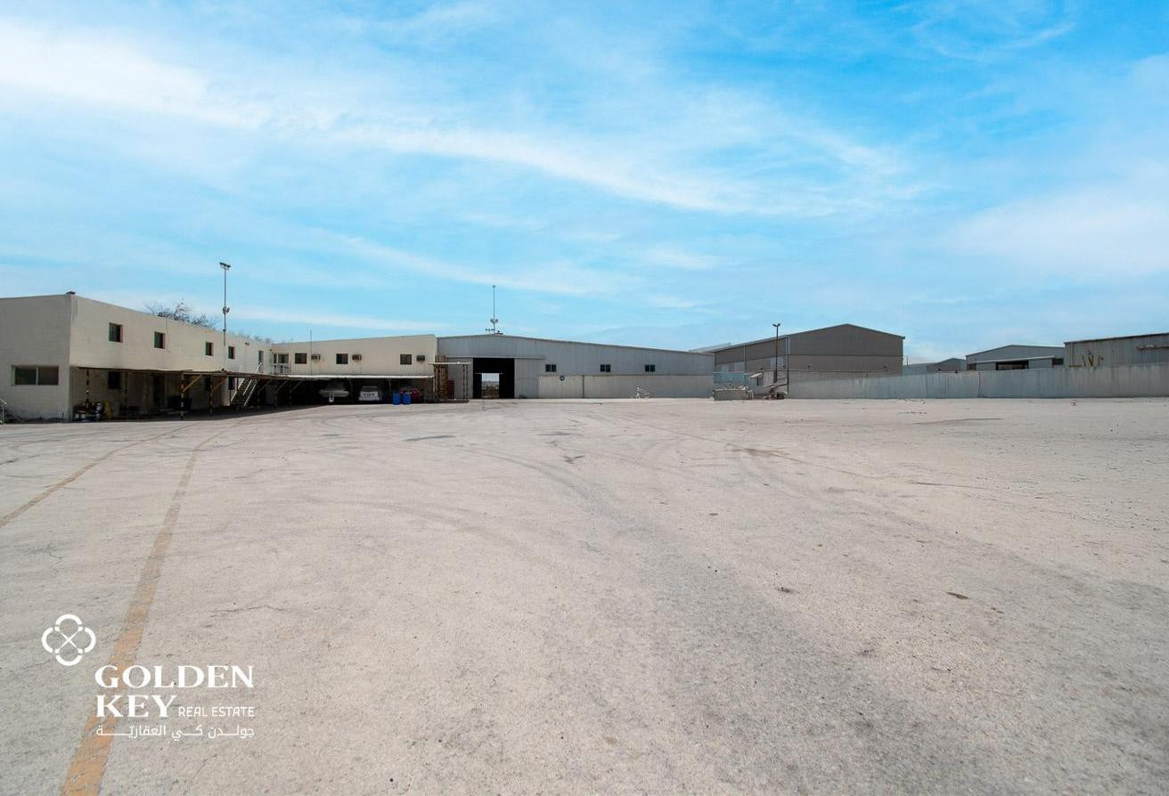Land w/ General Warehouse for RentIndustrial Area - Plot in Industrial Area