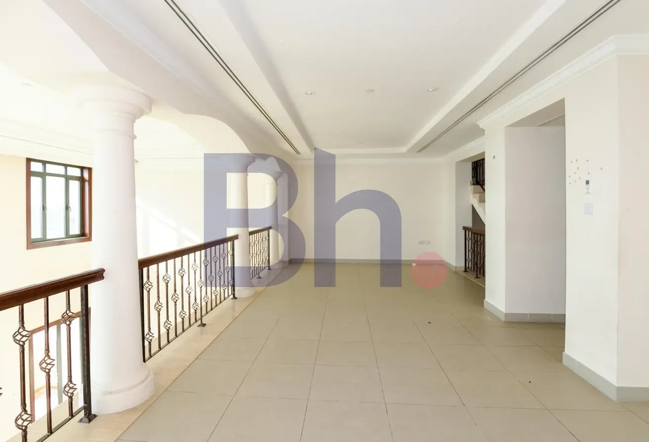 4 Beds+ Maids I Triplex Townhouse I 1 Month Free