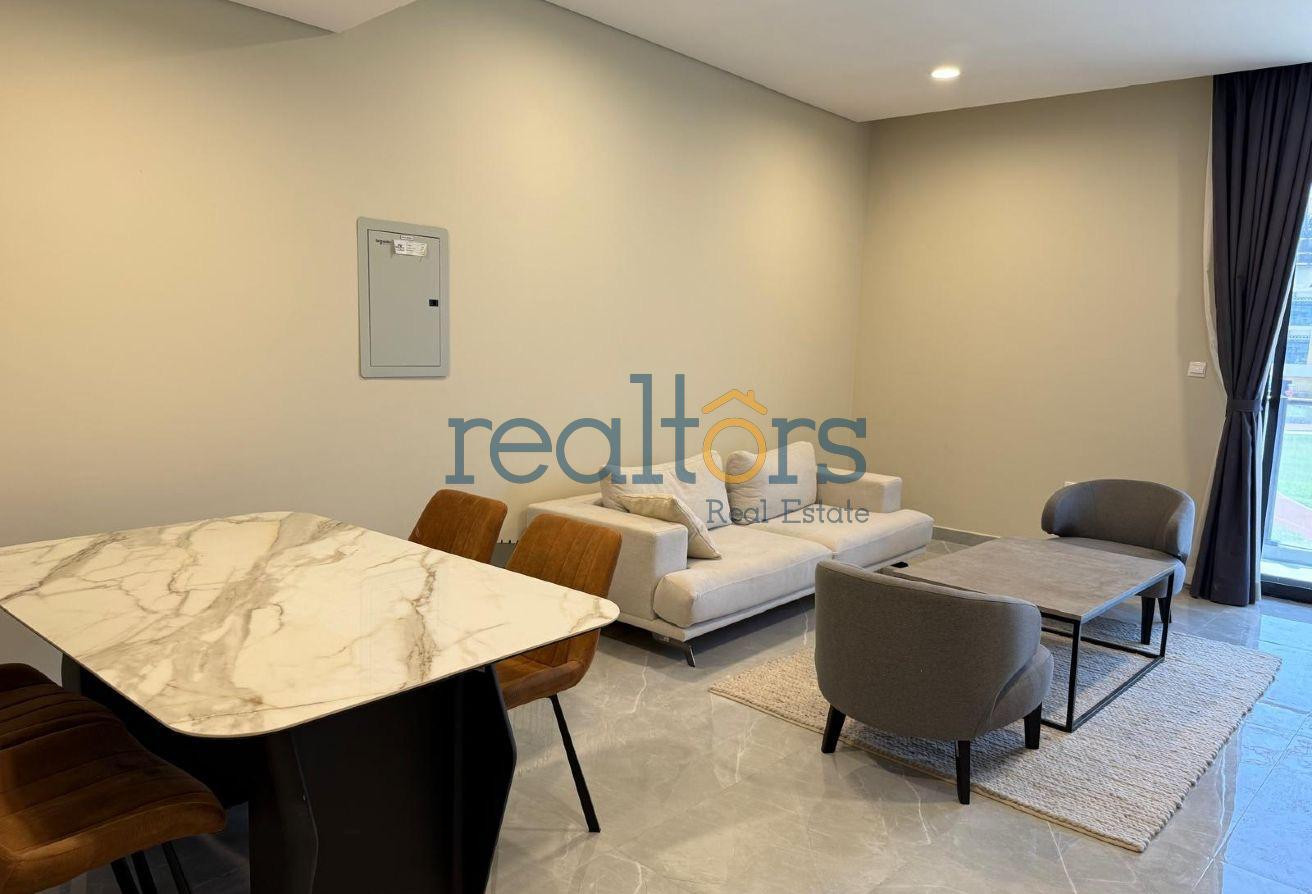 NO COMMISSION I stylish 2 BHK including QC - Apartment in Giardino Apartments