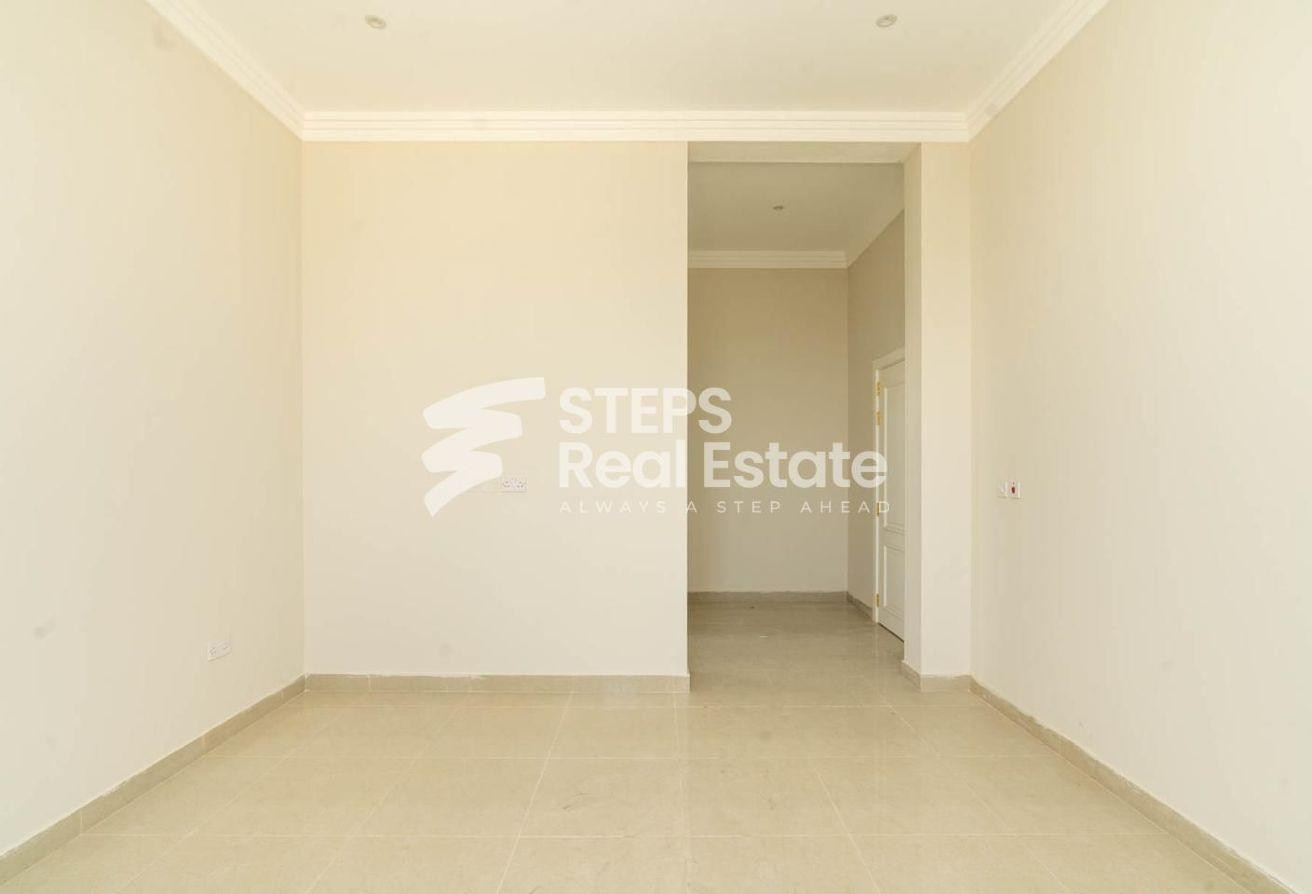 2 Spacious Brand New Villas in Umm Salal Ali - Villa in Umm Salal Ali